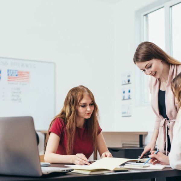 Cours d'anglais général matin 15h/semaine