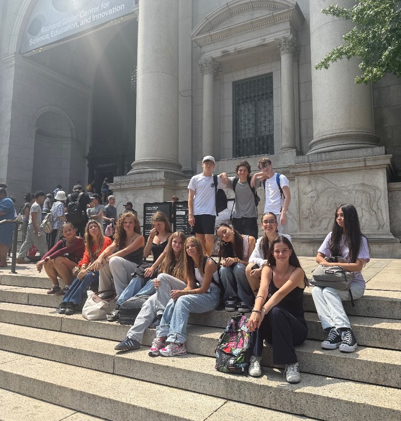 À la découverte du Musée d’Histoire Naturelle pendant notre colonie de vacances CEI à New York