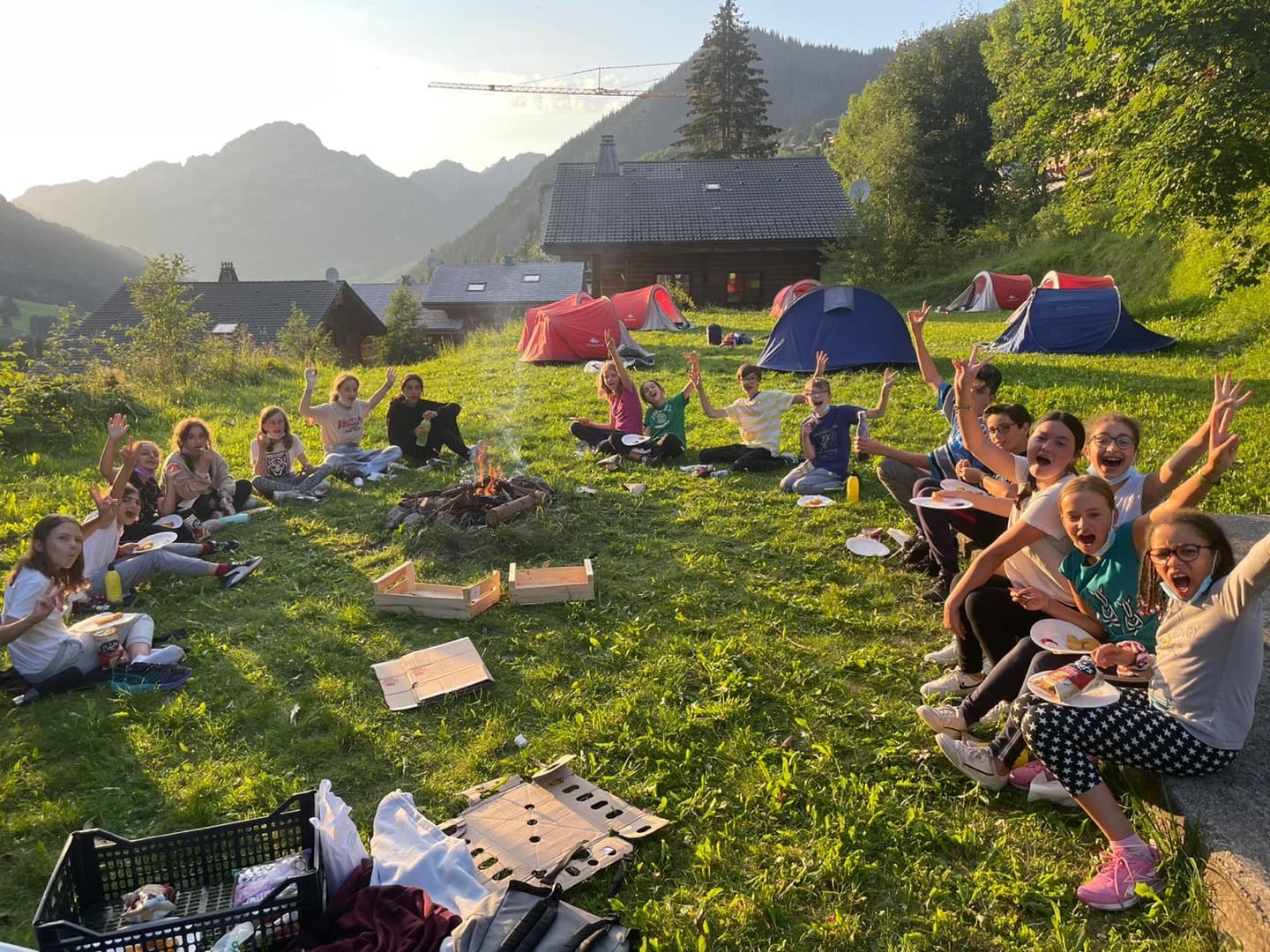 colo été enfants montagne