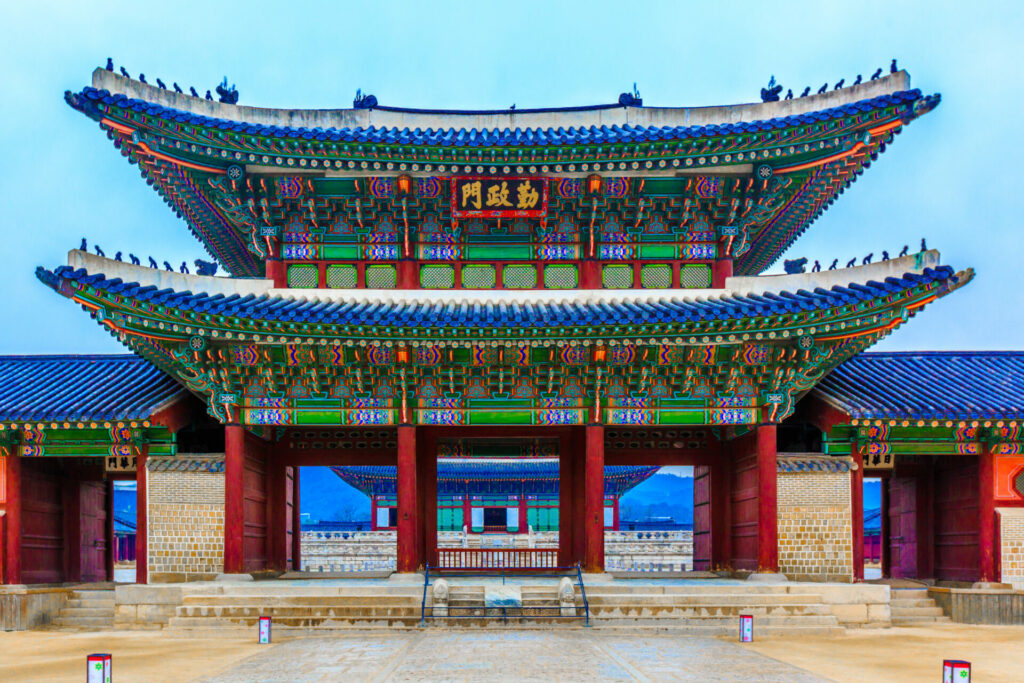 Visite du palais Gyeongbokgung, lieu incontournable de Séoul.