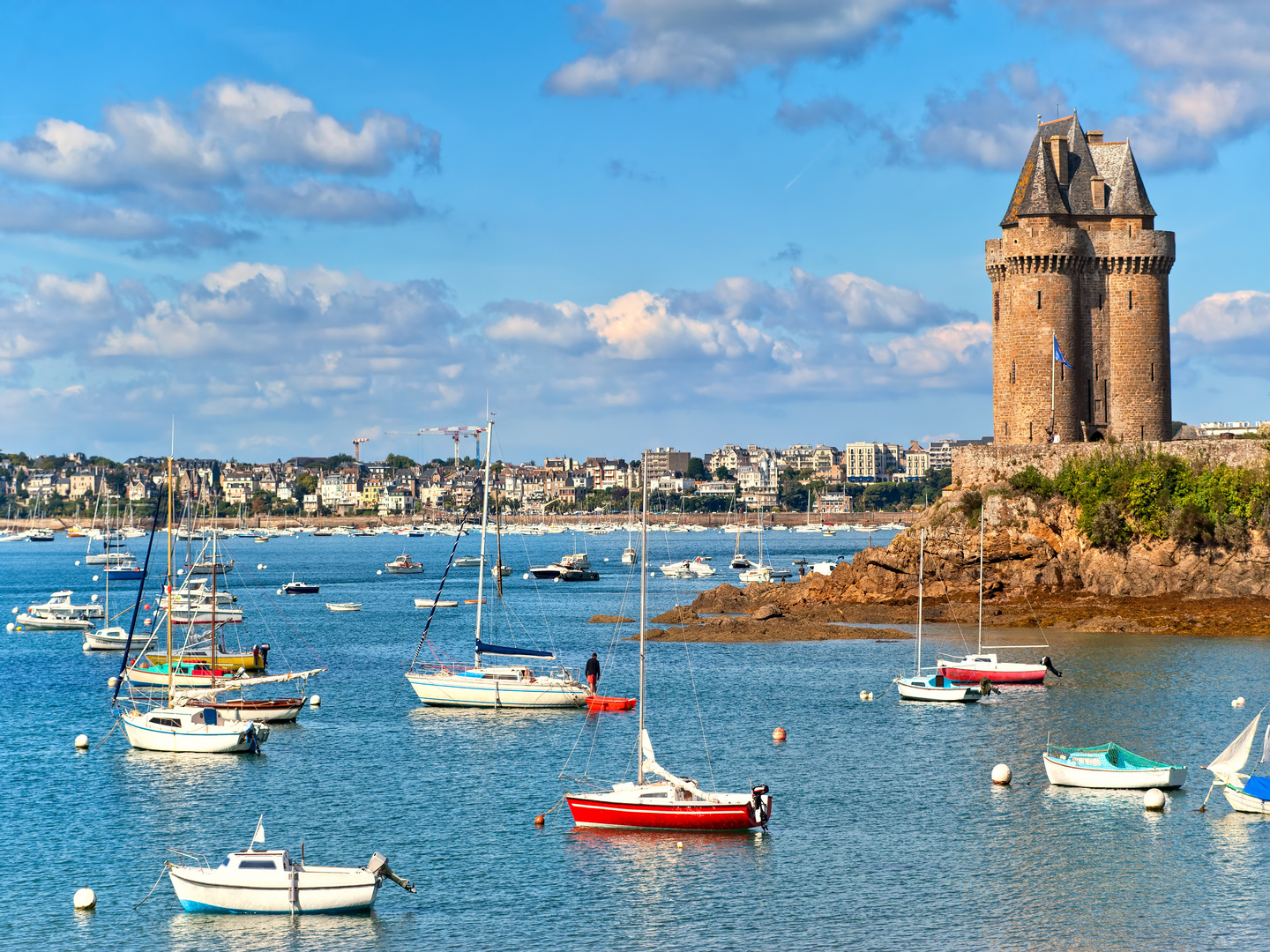 Attending a French high school in Saint-Malo